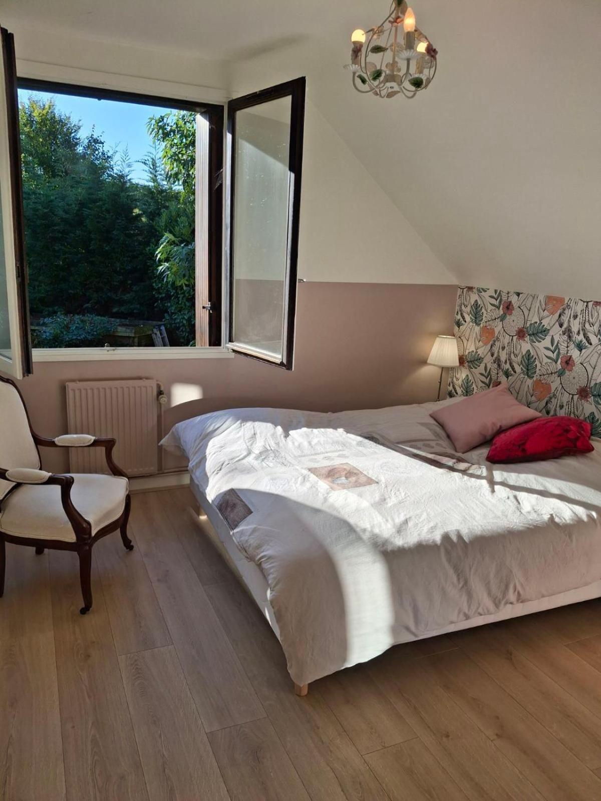 Bed and Breakfast Au Pied De Лілль Екстер'єр фото